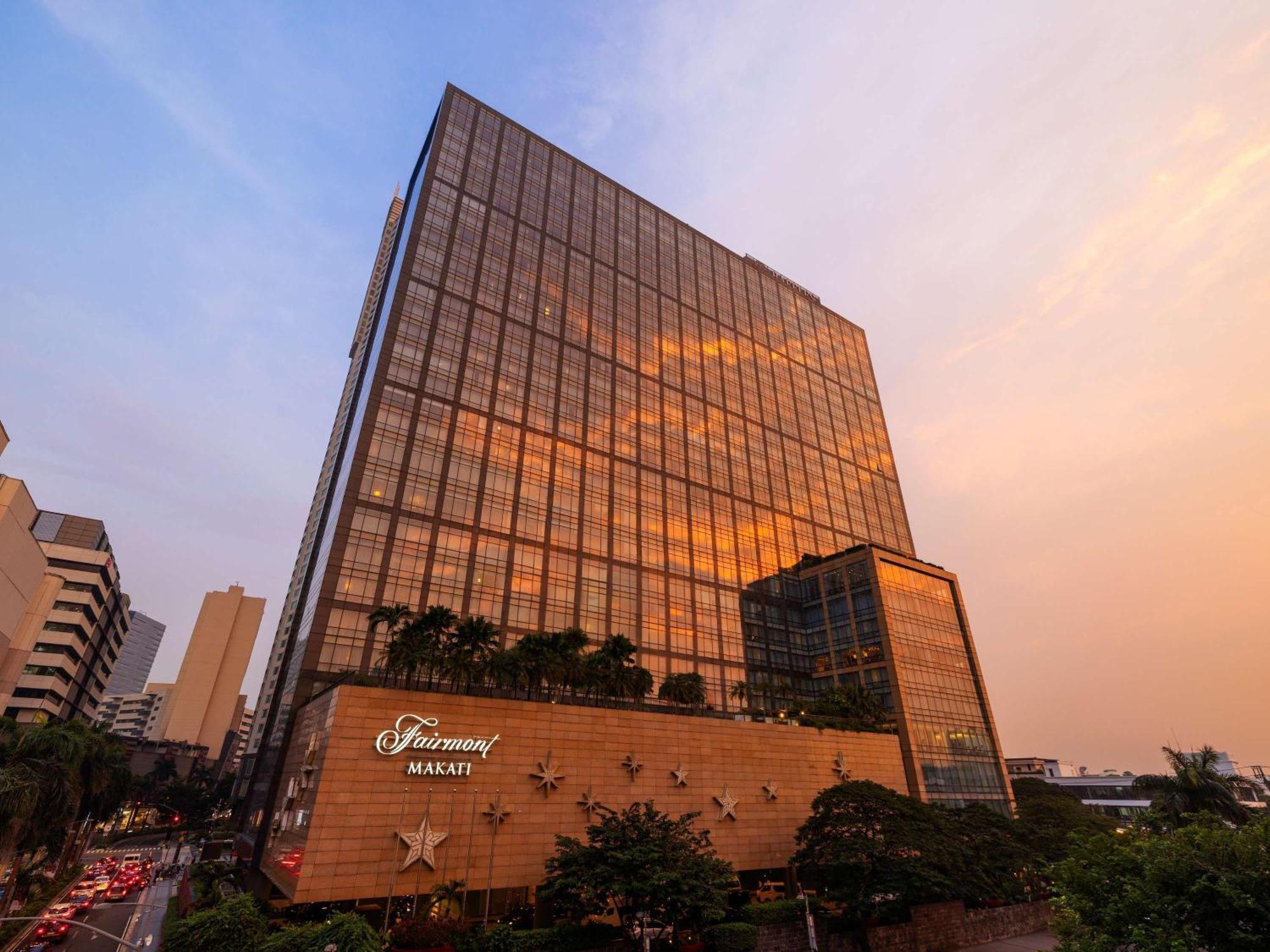Fairmont Makati Hotel Makati City Exterior photo The Narai