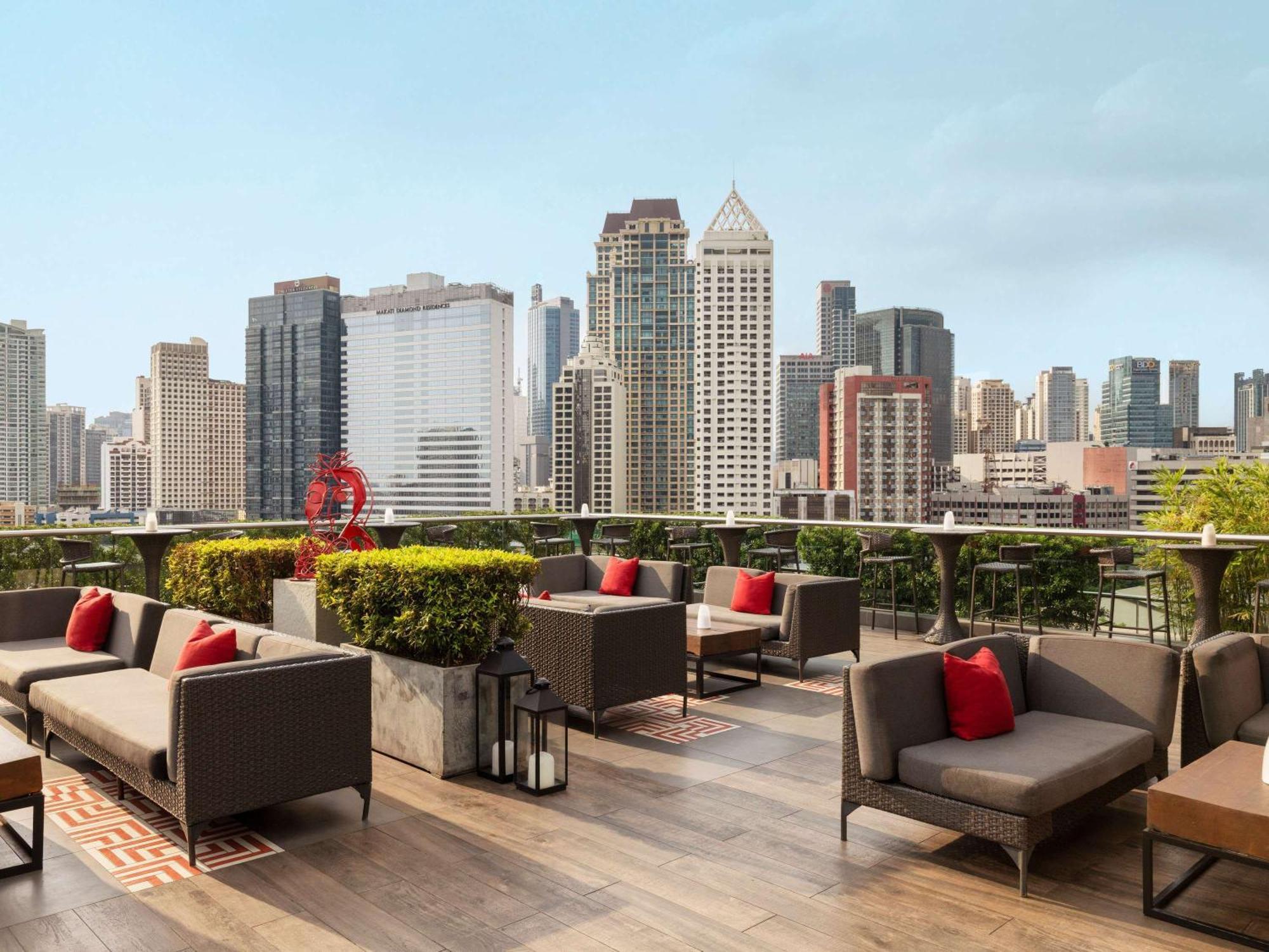 Fairmont Makati Hotel Makati City Exterior photo